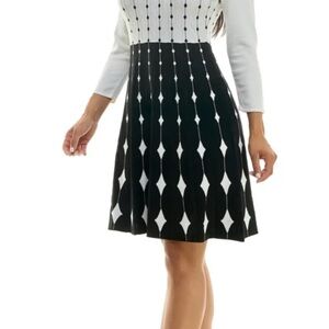 Nina Leonard Women’s sweater dress NWT size M black and tan